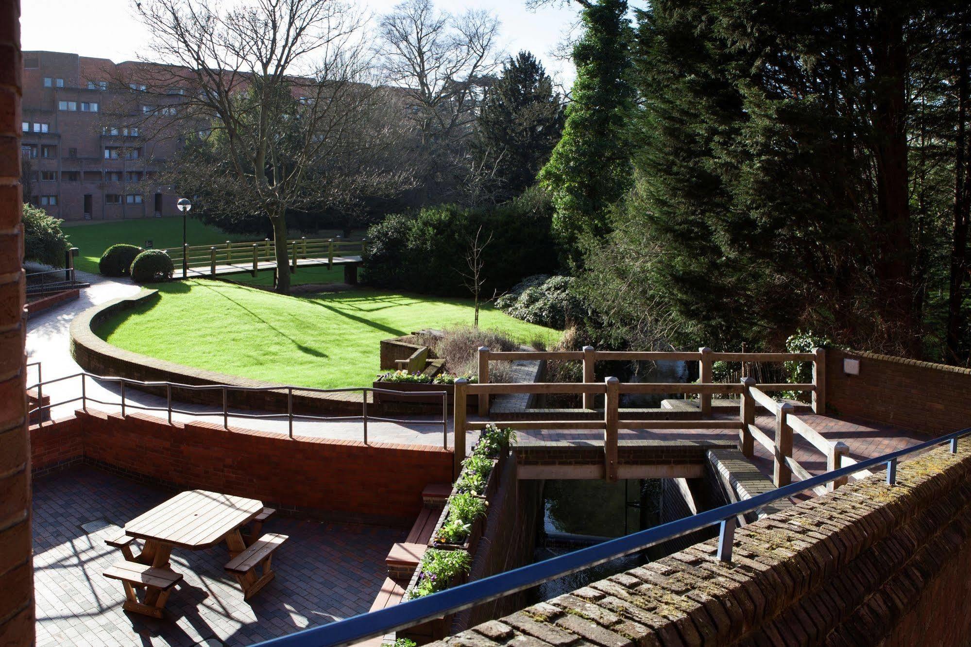 Robinson College - University Of Cambridge Exterior foto